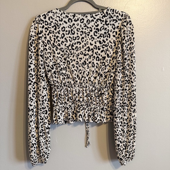 Zara Leopard Print Smocked Peplum Blouse Size Medium - Picture 4 of 4